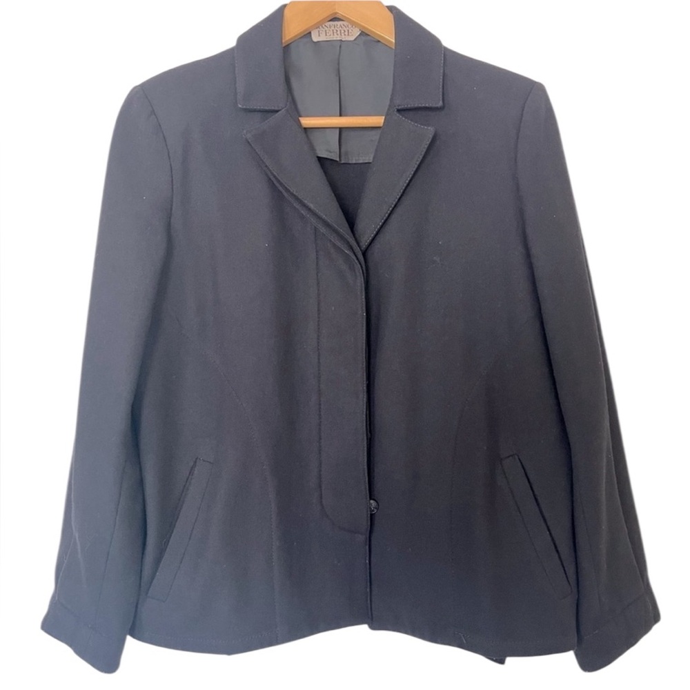 1973 Gianfranco Ferré Vintage Women’s Wool Blazer – Made in Italy